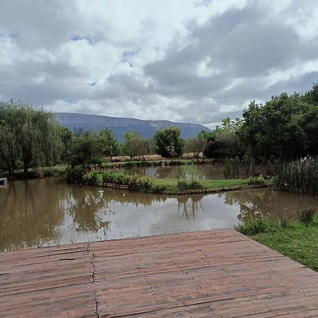Millstream Inn Guest House Skeerpoort Esterno foto