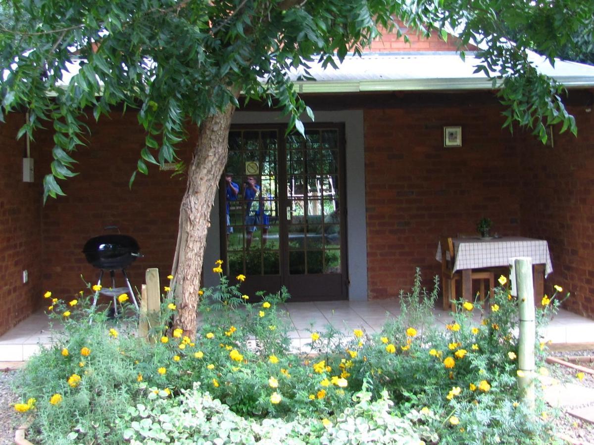Millstream Inn Guest House Skeerpoort Esterno foto
